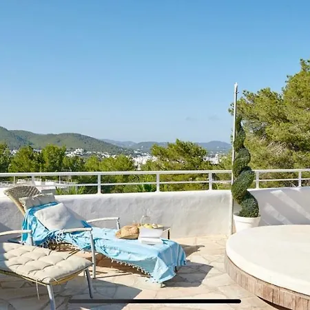 Βίλα Luxury Villa - Sleeps 12 Walk To Beach & Shops!