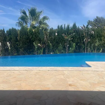 Luxury Villa - Sleeps 12 Walk To Beach & Shops! *