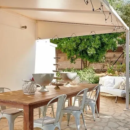 Βίλα Luxury Villa - Sleeps 12 Walk To Beach & Shops! Santa Eulària des Riu