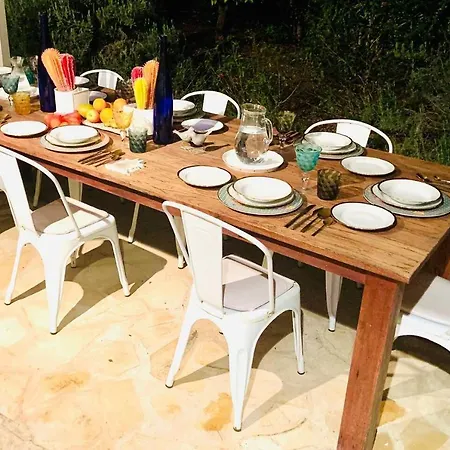 Βίλα Luxury Villa - Sleeps 12 Walk To Beach & Shops! *