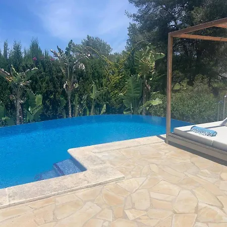 Luxury Villa - Sleeps 12 Walk To Beach & Shops! Βίλα *
