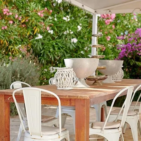 Βίλα Luxury Villa - Sleeps 12 Walk To Beach & Shops!